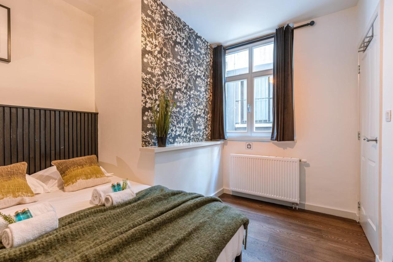 Authentic Apartment In The Heart Of Antwerpen Exteriör bild
