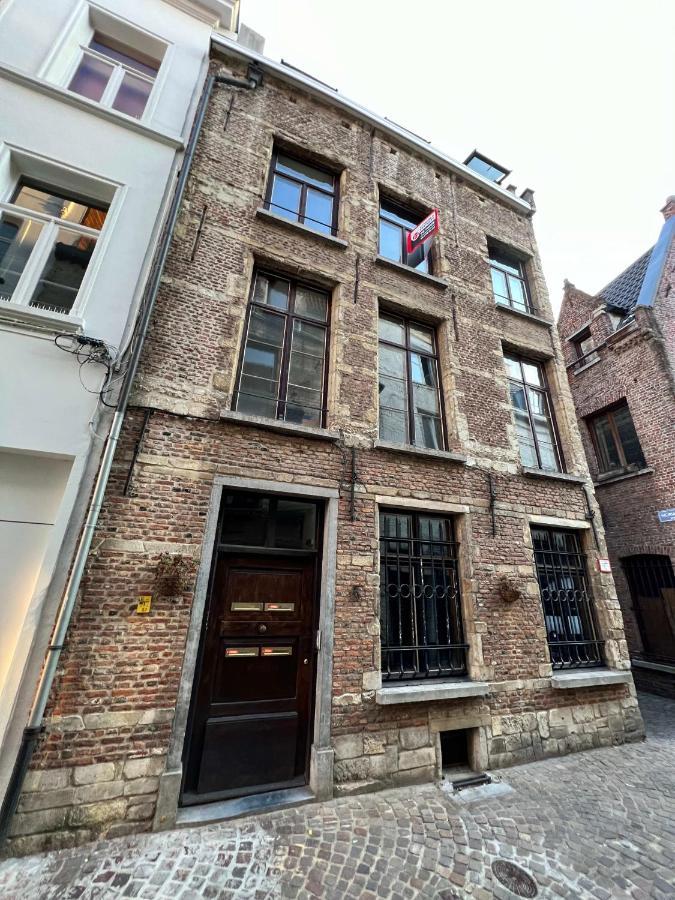Authentic Apartment In The Heart Of Antwerpen Exteriör bild